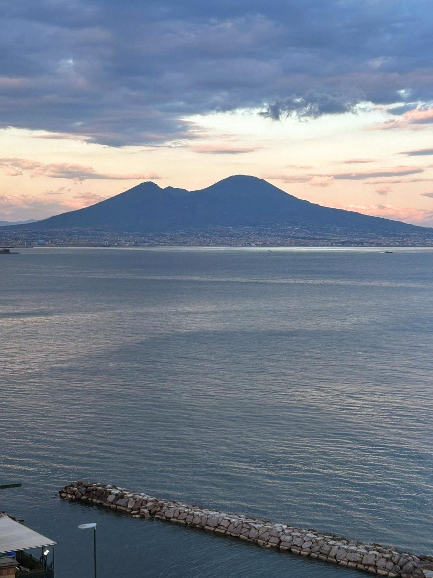 Modern Hospitality Naples Exclusive Stay Exterior photo