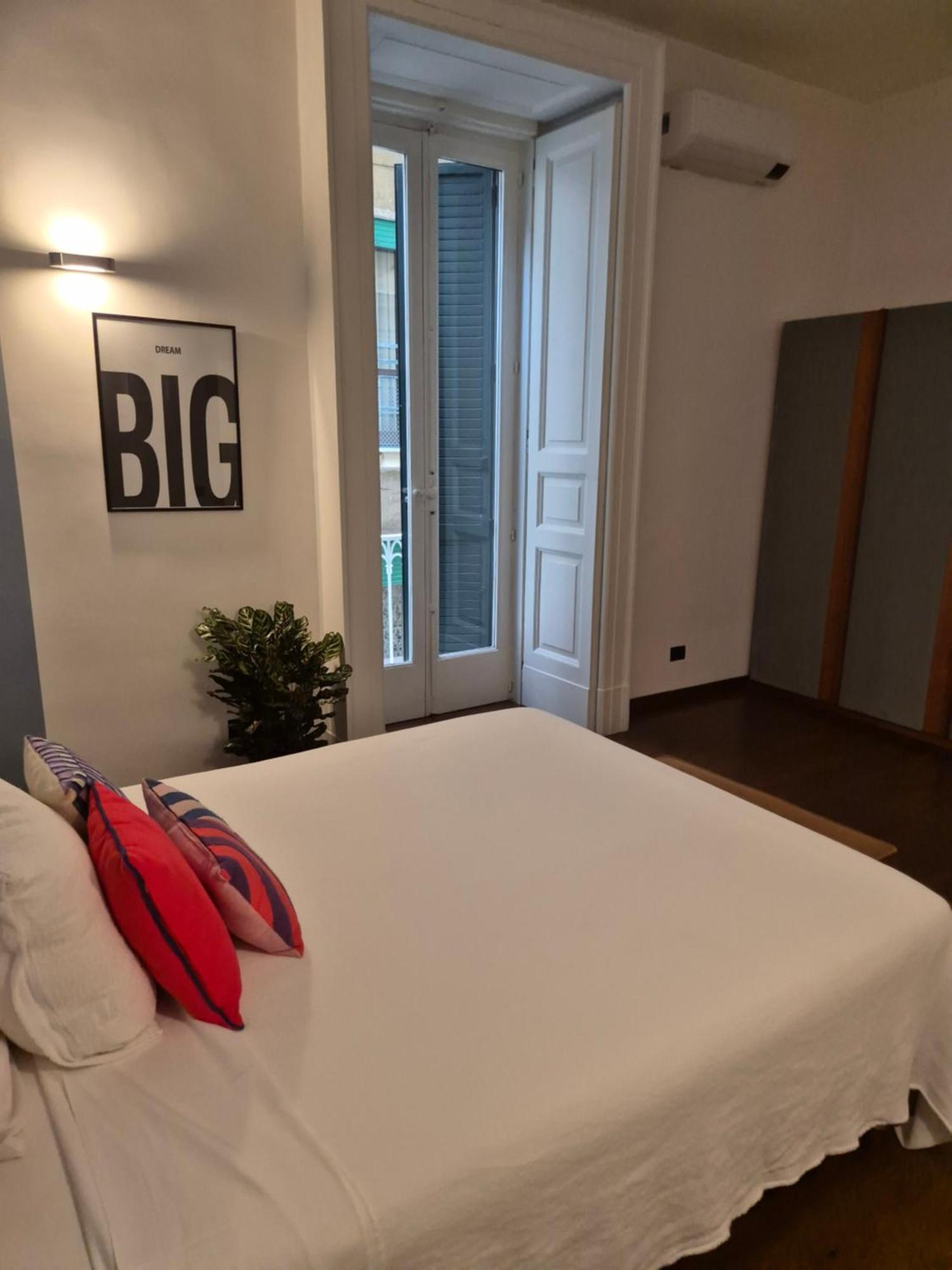 Modern Hospitality Naples Exclusive Stay Exterior photo