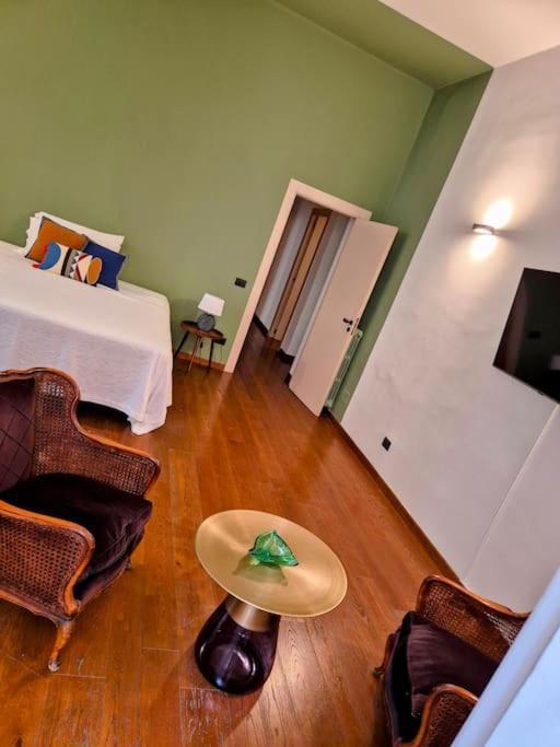 Modern Hospitality Naples Exclusive Stay Exterior photo